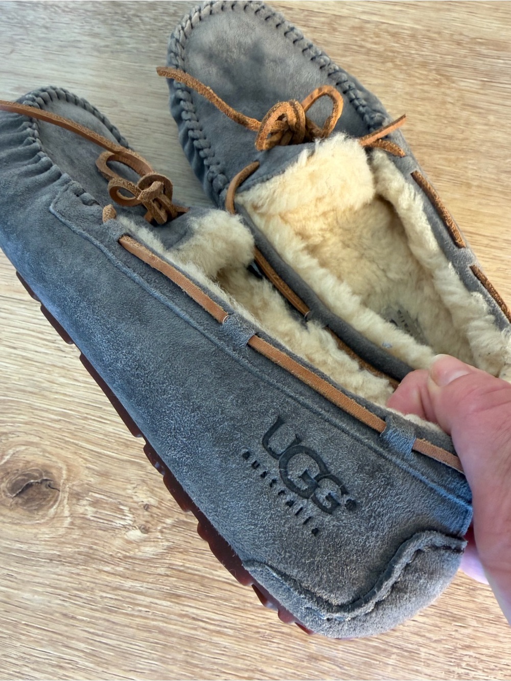 UGG Australia Gray Suede Moccasin Slippers with Cream Shearling woman’s size 9